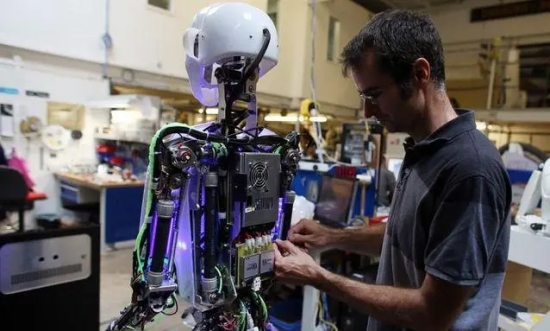 機器人核心零部件標準發(fā)布,家用機器人會迎來爆發(fā)嗎？