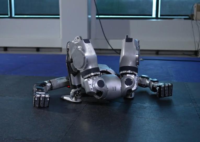 波士頓動(dòng)力放棄液壓技術(shù)驅(qū)動(dòng)轉(zhuǎn)向純電機(jī)器人